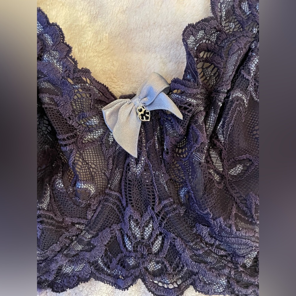 Fig Leaves Violet Lace Bra 34G.